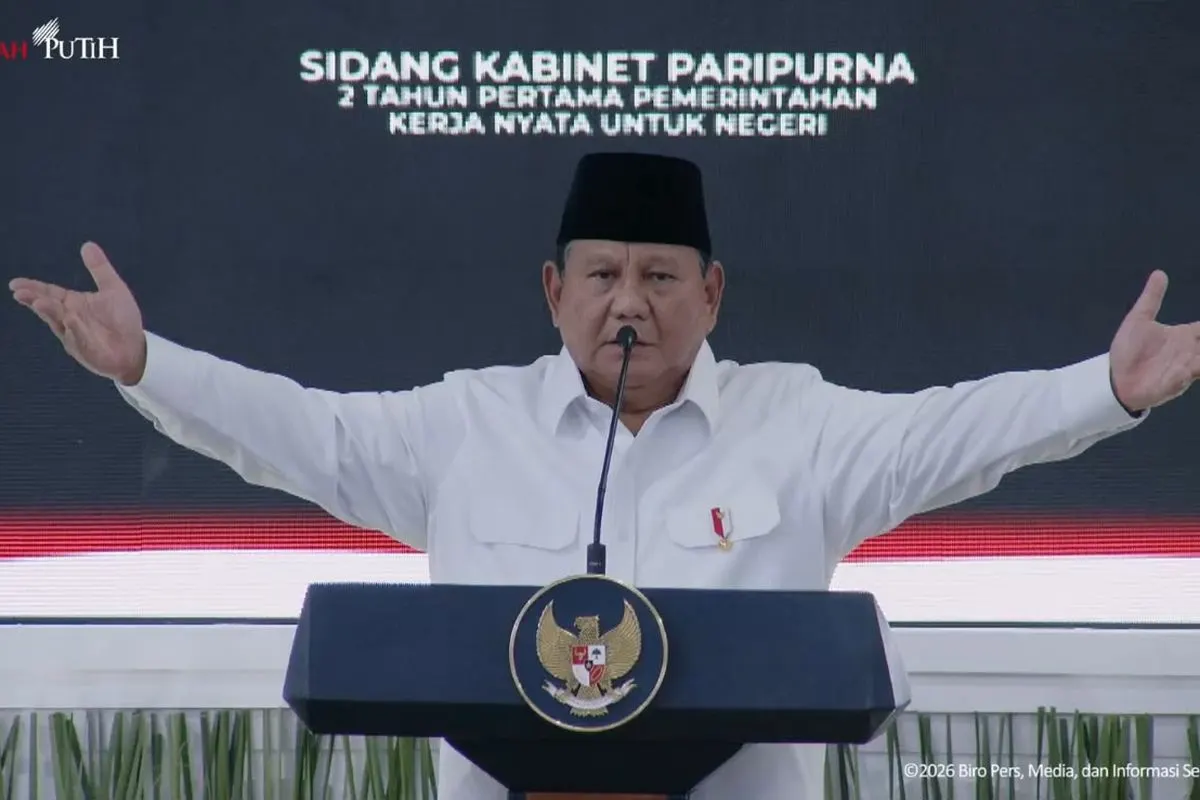 Presiden Prabowo Subianto memimpin Sidang Kabinet Paripurna yang bertepatan dengan dengan tahun pemerintahannya, di Istana, Jakarta, Rabu (21/10/2026).