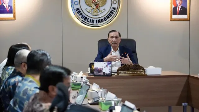 Prabowo Terima 7 Rekomendasi DEN, dari Digitalisasi Bansos hingga Reformasi Pasar Modal